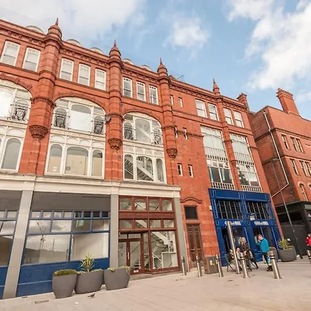 Pass The Keys Shoppers Oasis - Heart Of Leeds Centre Apartment *