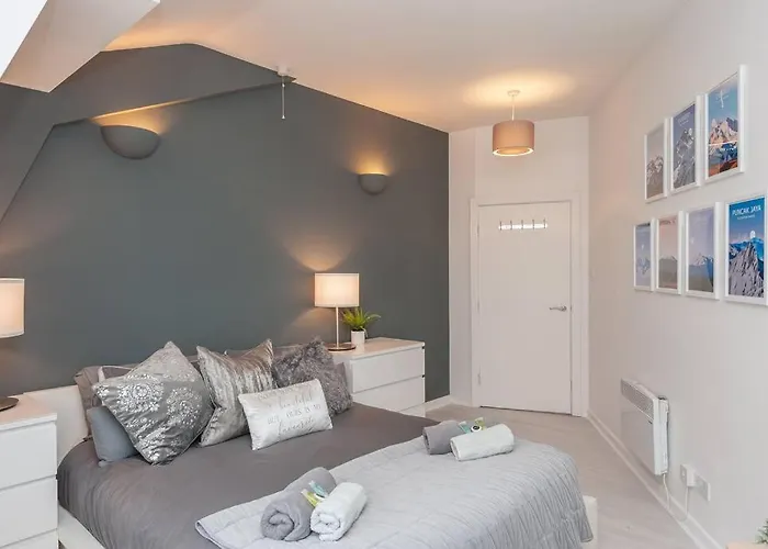 Apartment Shoppers Oasis - Heart Of Centre - Pass The Keys