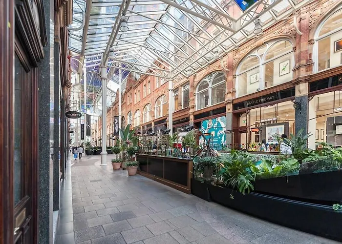 Shoppers Oasis - Heart Of Centre - Pass The Keys