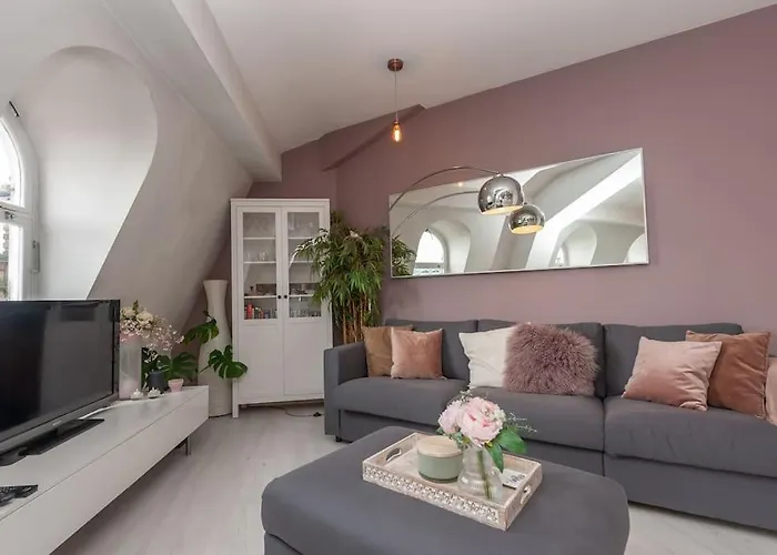 Shoppers Oasis - Heart Of Centre - Pass The Keys Apartment *