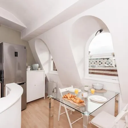 Apartament Shoppers Oasis - Heart Of Centre - Pass The Keys